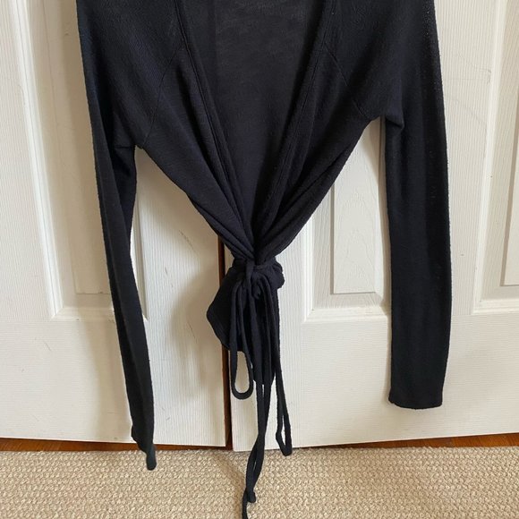 Knit Black Wrap Shirt XS - aerie - Picture 3 of 8